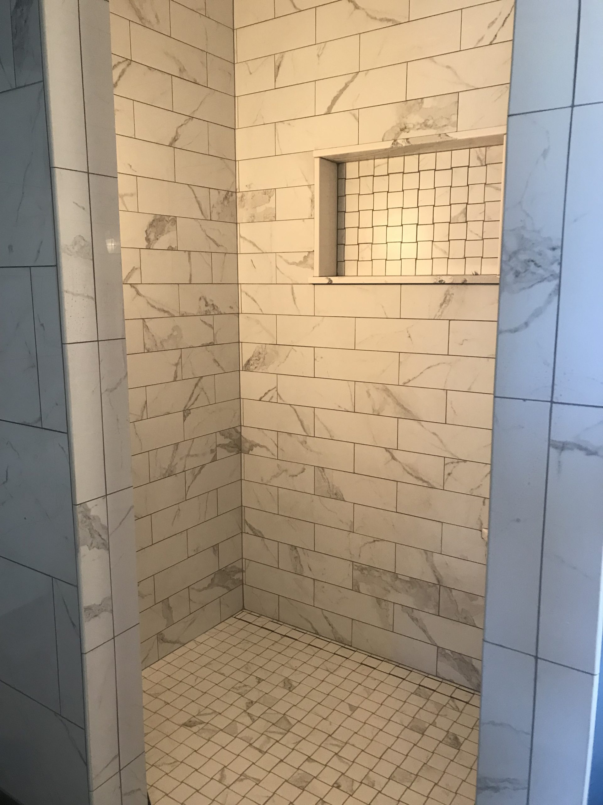 Zero Entry Tile Shower w/ Line Drain Jackson Tile